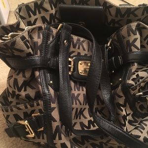 Michael kors purse